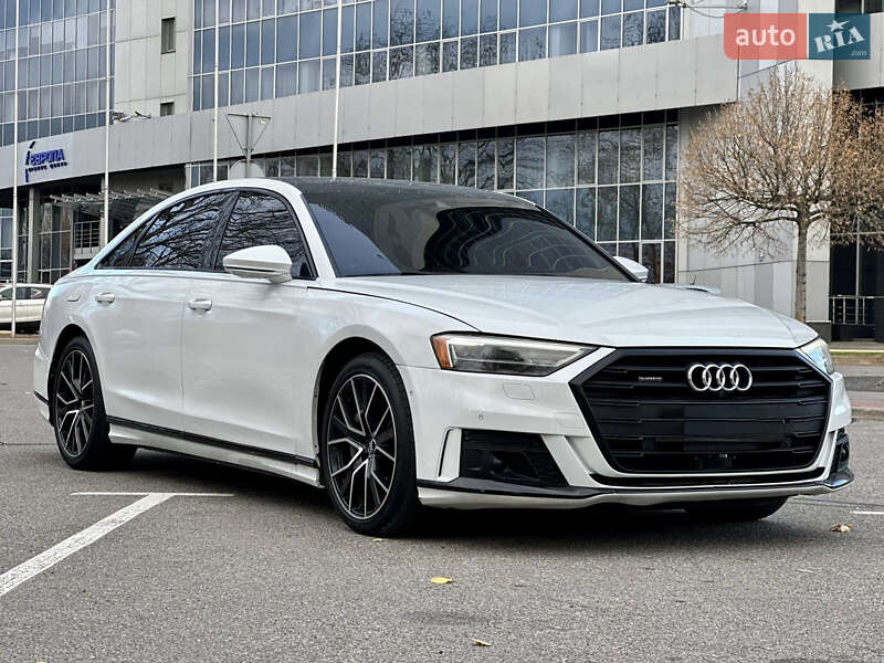 Седан Audi A8 2020 в Киеве