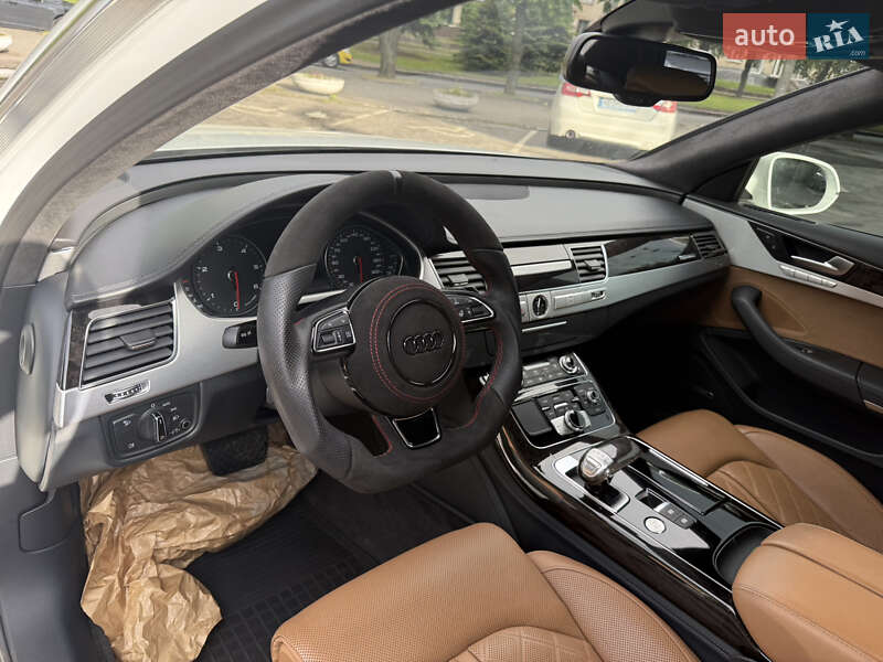 Седан Audi A8 2014 в Днепре фото Седан Audi A8 2014 в Днепре