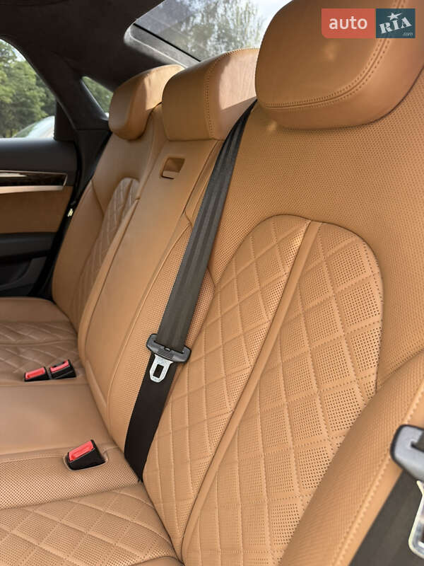 Седан Audi A8 2014 в Днепре фото 11 Седан Audi A8 2014 в Днепре