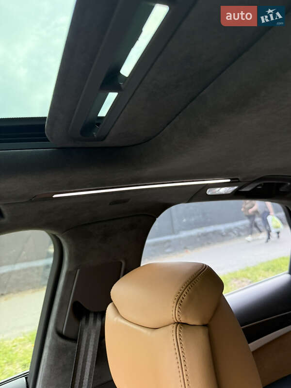 Седан Audi A8 2014 в Днепре фото 16 Седан Audi A8 2014 в Днепре