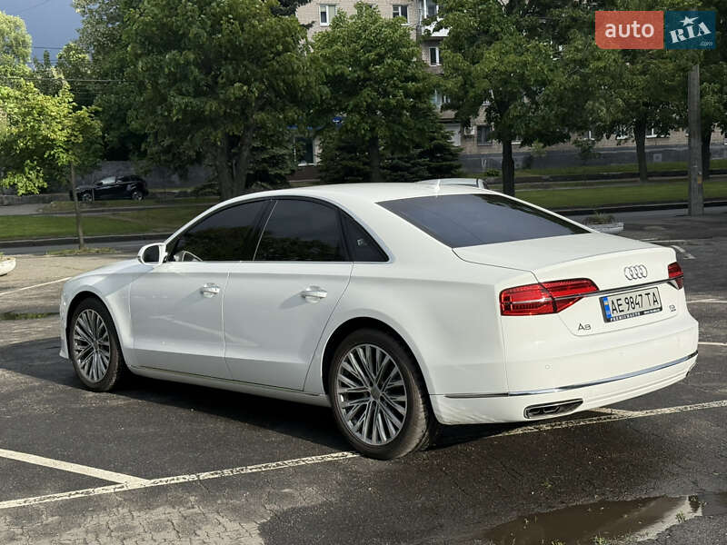Седан Audi A8 2014 в Днепре фото 26 Седан Audi A8 2014 в Днепре