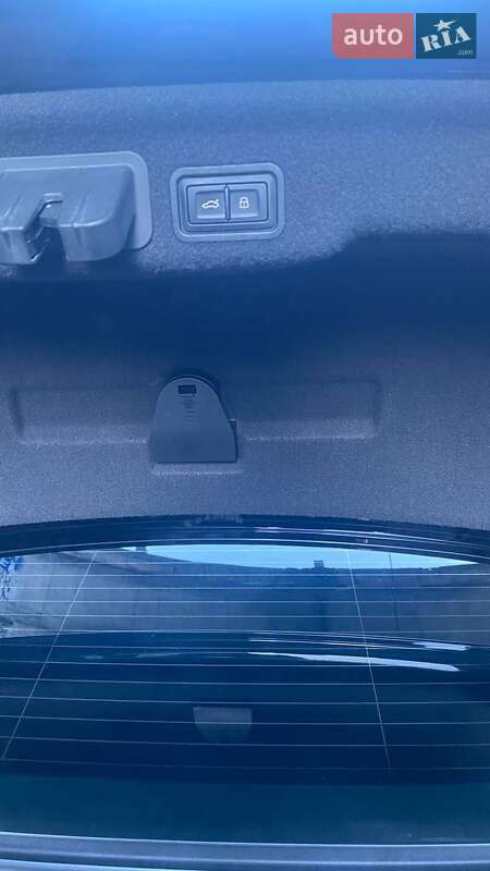 Седан Audi A8 2015 в Одессе фото 36 Седан Audi A8 2015 в Одессе