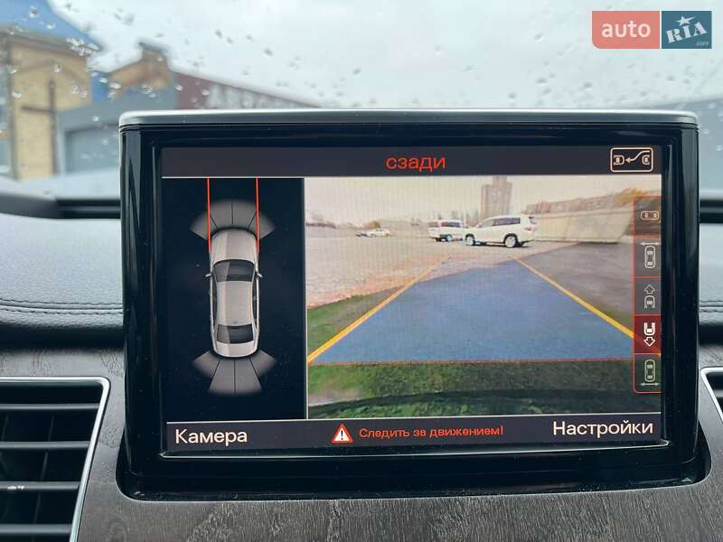 Седан Audi A8 2015 в Киеве