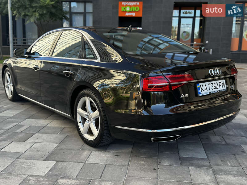 Седан Audi A8 2015 в Києві