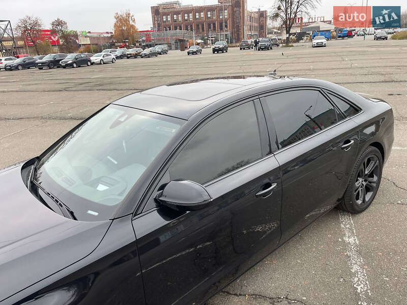 Седан Audi A8 2015 в Киеве