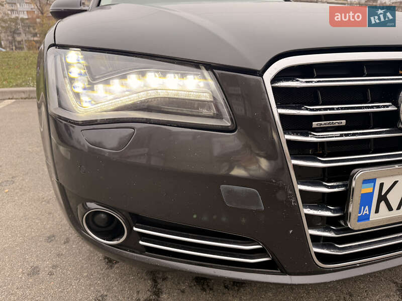 Седан Audi A8 2012 в Киеве