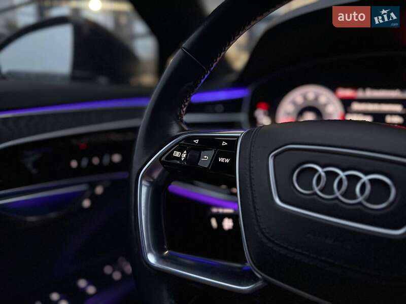 Седан Audi A8 2019 в Ивано-Франковске