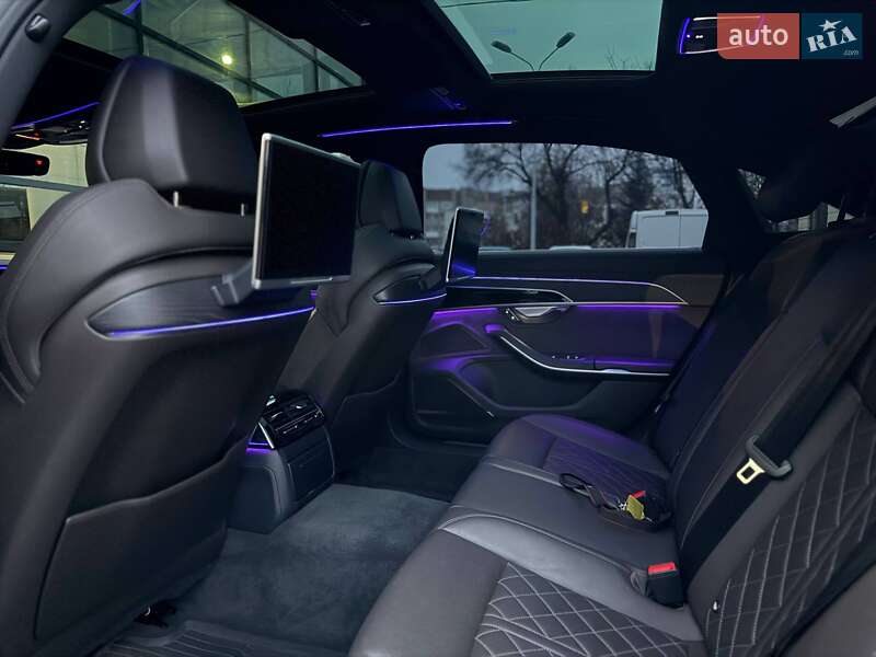 Седан Audi A8 2019 в Ивано-Франковске