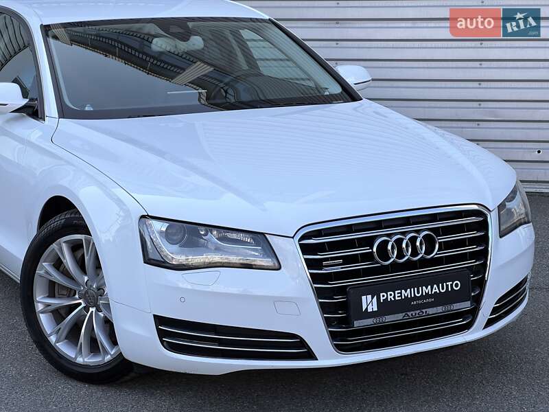 Седан Audi A8 2011 в Києві