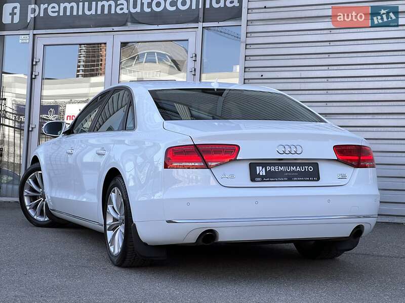 Седан Audi A8 2011 в Києві