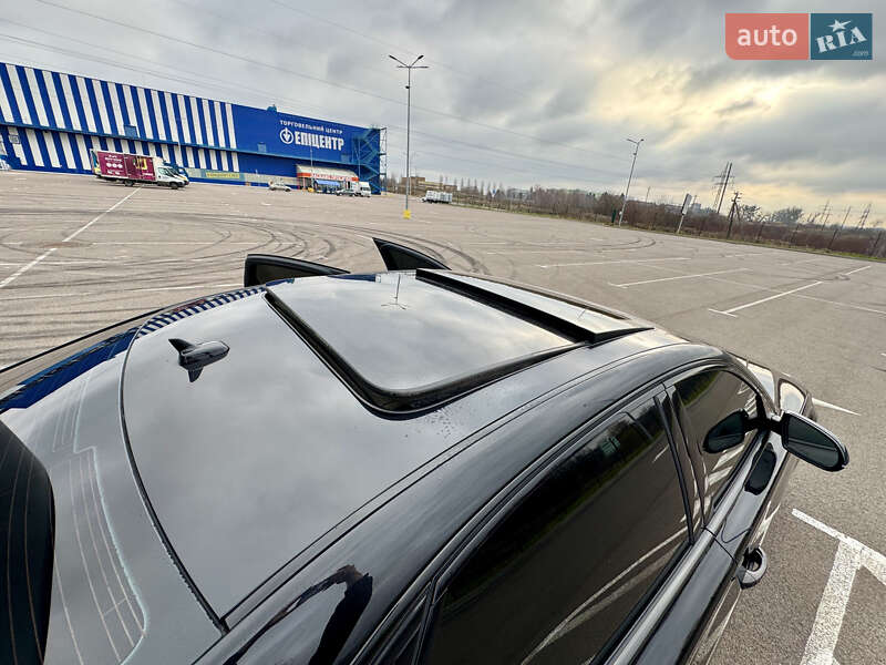 Седан Audi A8 2014 в Рівному