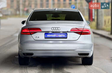 Седан Audi A8 2015 в Киеве