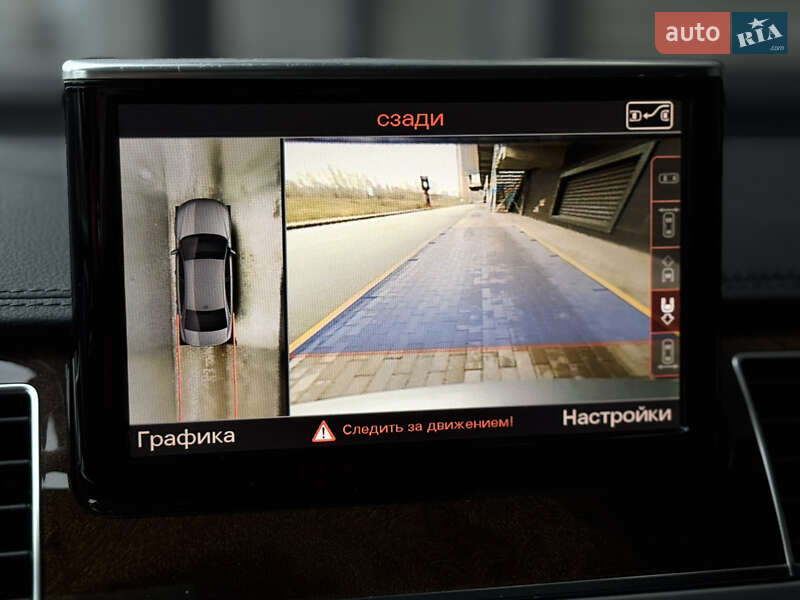 Седан Audi A8 2015 в Киеве