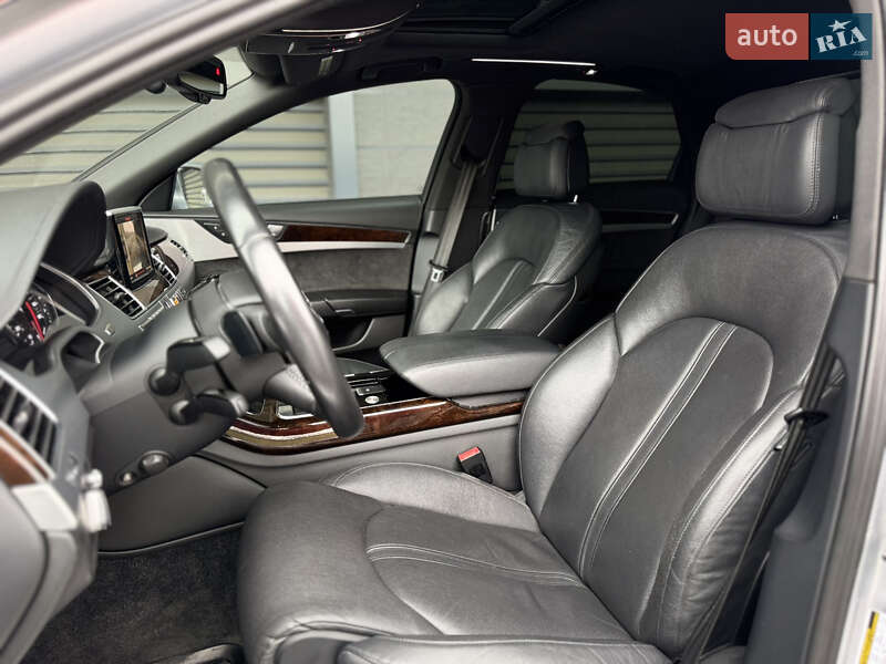 Седан Audi A8 2015 в Києві