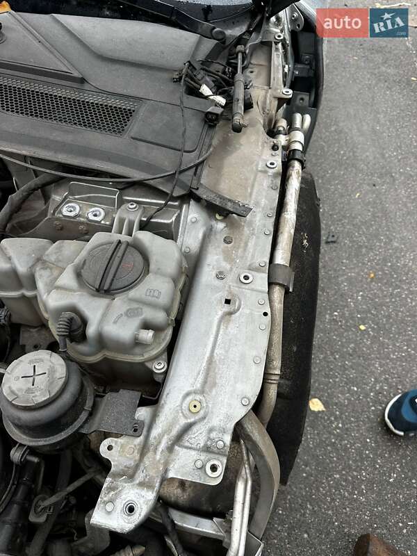 Седан Audi A8 2012 в Києві фото 21 Седан Audi A8 2012 в Києві