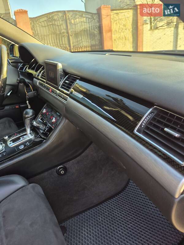 Седан Audi A8 2003 в Хмельницком