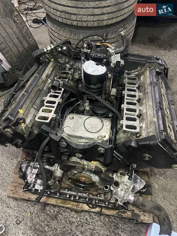 Седан Audi A8 2003 в Хмельницком