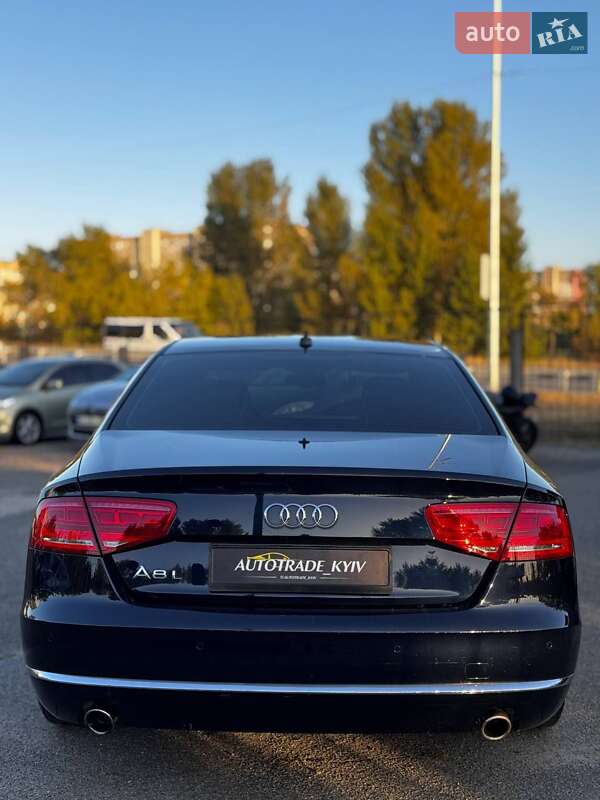 Седан Audi A8 2013 в Киеве
