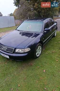 Седан Audi A8 1998 в Великих Мостах