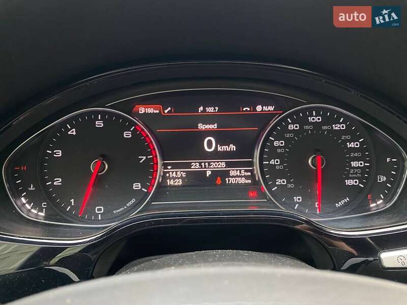 Седан Audi A8 2015 в Одесі