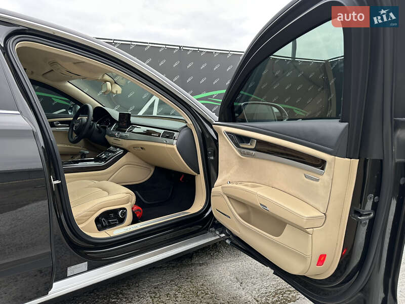 Седан Audi A8 2011 в Киеве