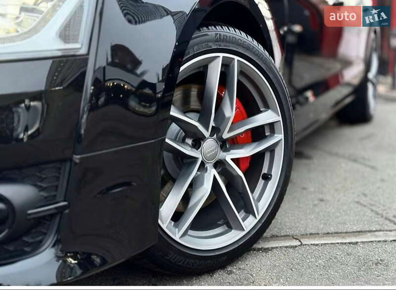 Седан Audi A8 2015 в Киеве фото 2 Седан Audi A8 2015 в Киеве