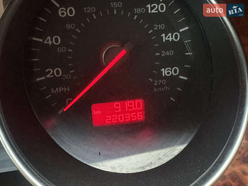 Седан Audi A8 2006 в Киеве