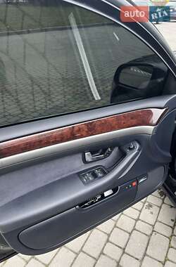 Седан Audi A8 2004 в Львове