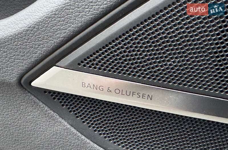 Седан Audi A8 2021 в Києві фото 31 Седан Audi A8 2021 в Києві