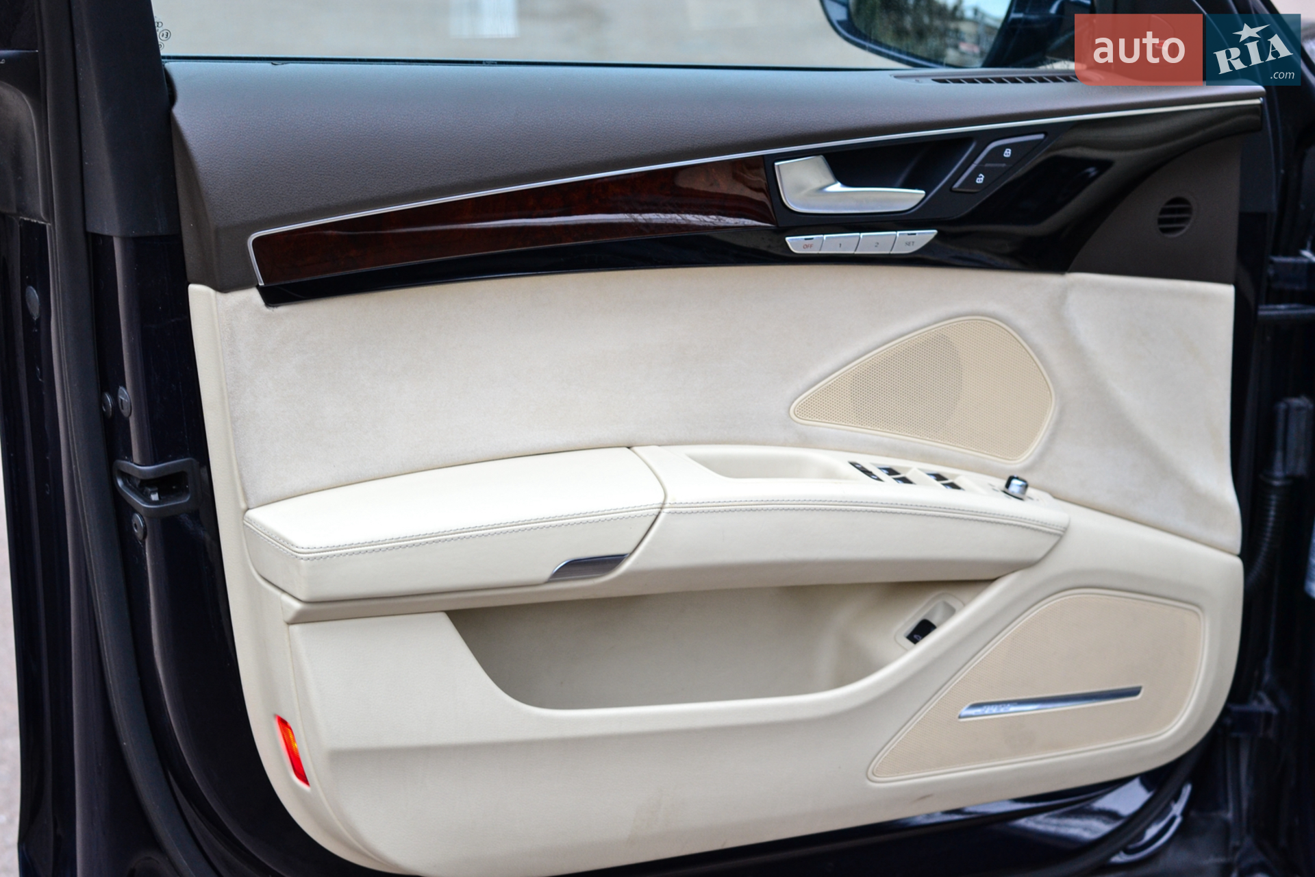 2012 Audi A8 - мініатюра 10