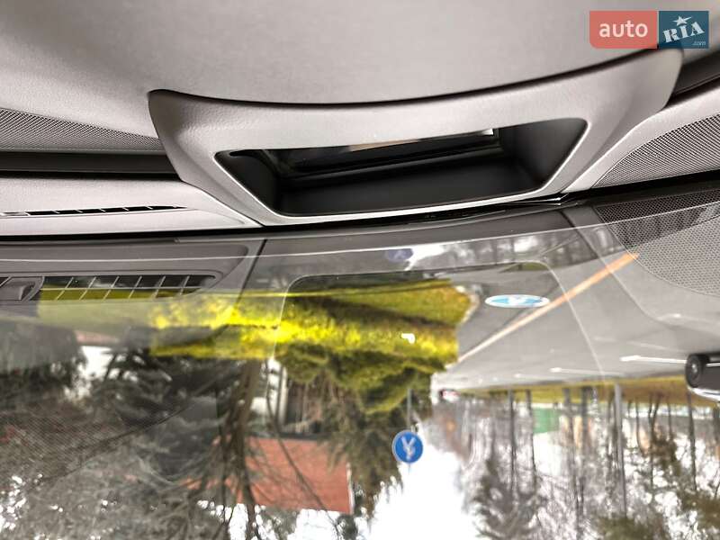 Седан Audi A8 2014 в Киеве