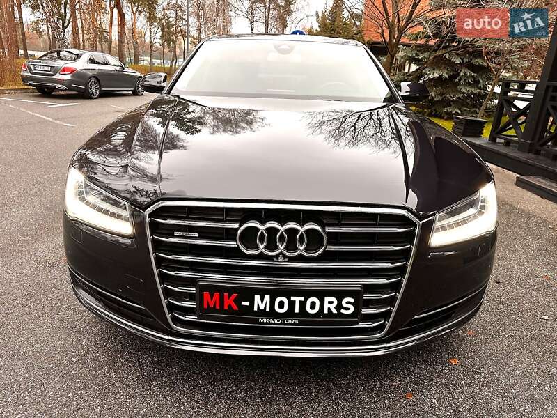 Седан Audi A8 2014 в Киеве