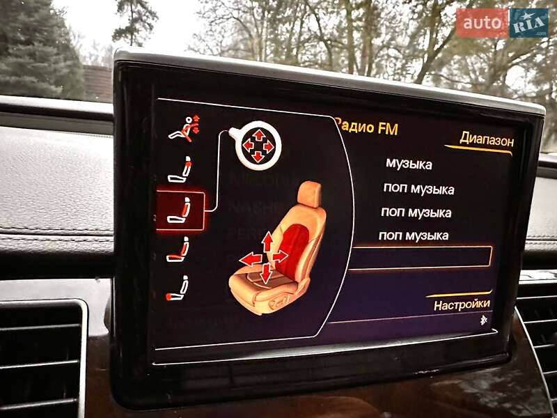 Седан Audi A8 2014 в Киеве