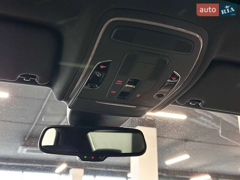 Седан Audi A8 2013 в Львове фото 37 Седан Audi A8 2013 в Львове