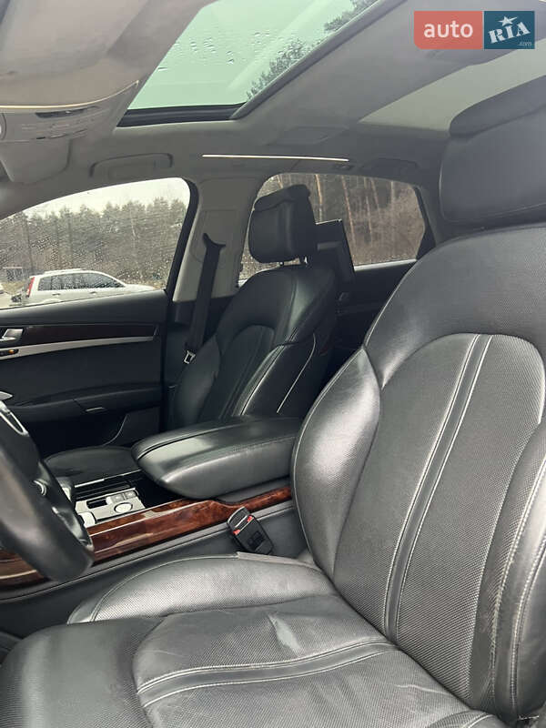 Седан Audi A8 2010 в Новояворовске фото 34 Седан Audi A8 2010 в Новояворовске