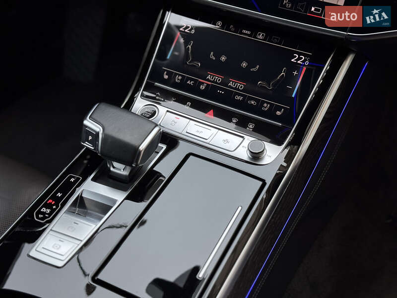 Седан Audi A8 2021 в Киеве фото 30 Седан Audi A8 2021 в Киеве