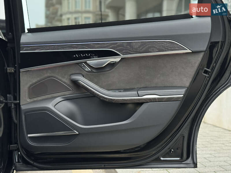 Седан Audi A8 2021 в Киеве фото 53 Седан Audi A8 2021 в Киеве