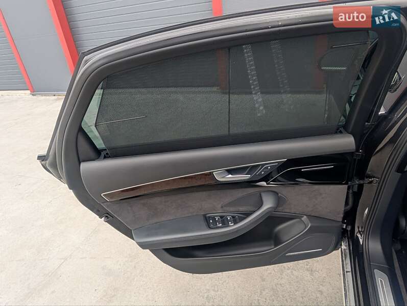 Седан Audi A8 2014 в Борисполе