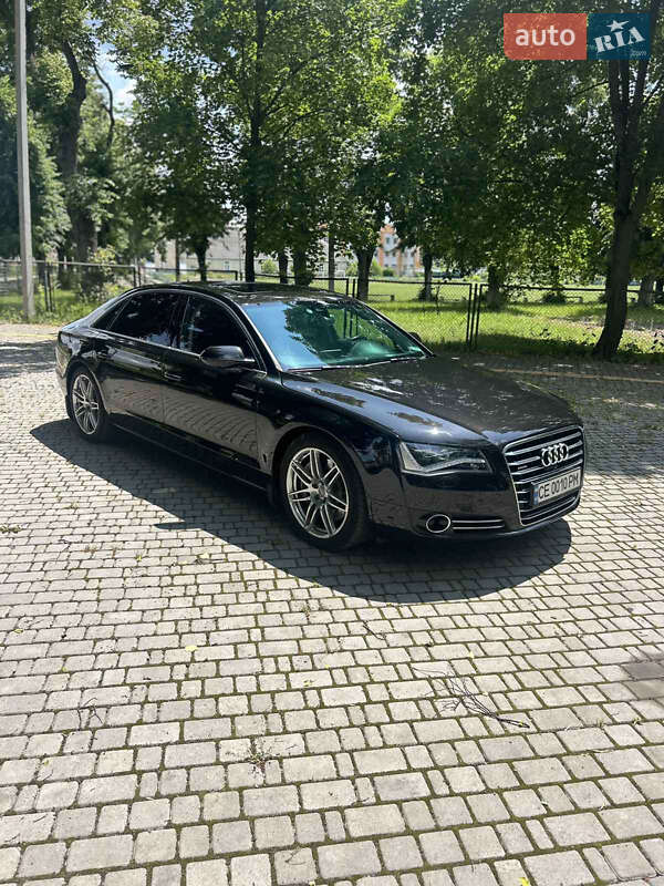 Седан Audi A8 2013 в Сокирянах