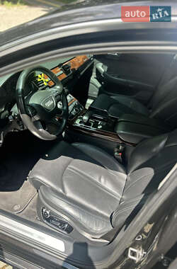 Седан Audi A8 2013 в Сокирянах