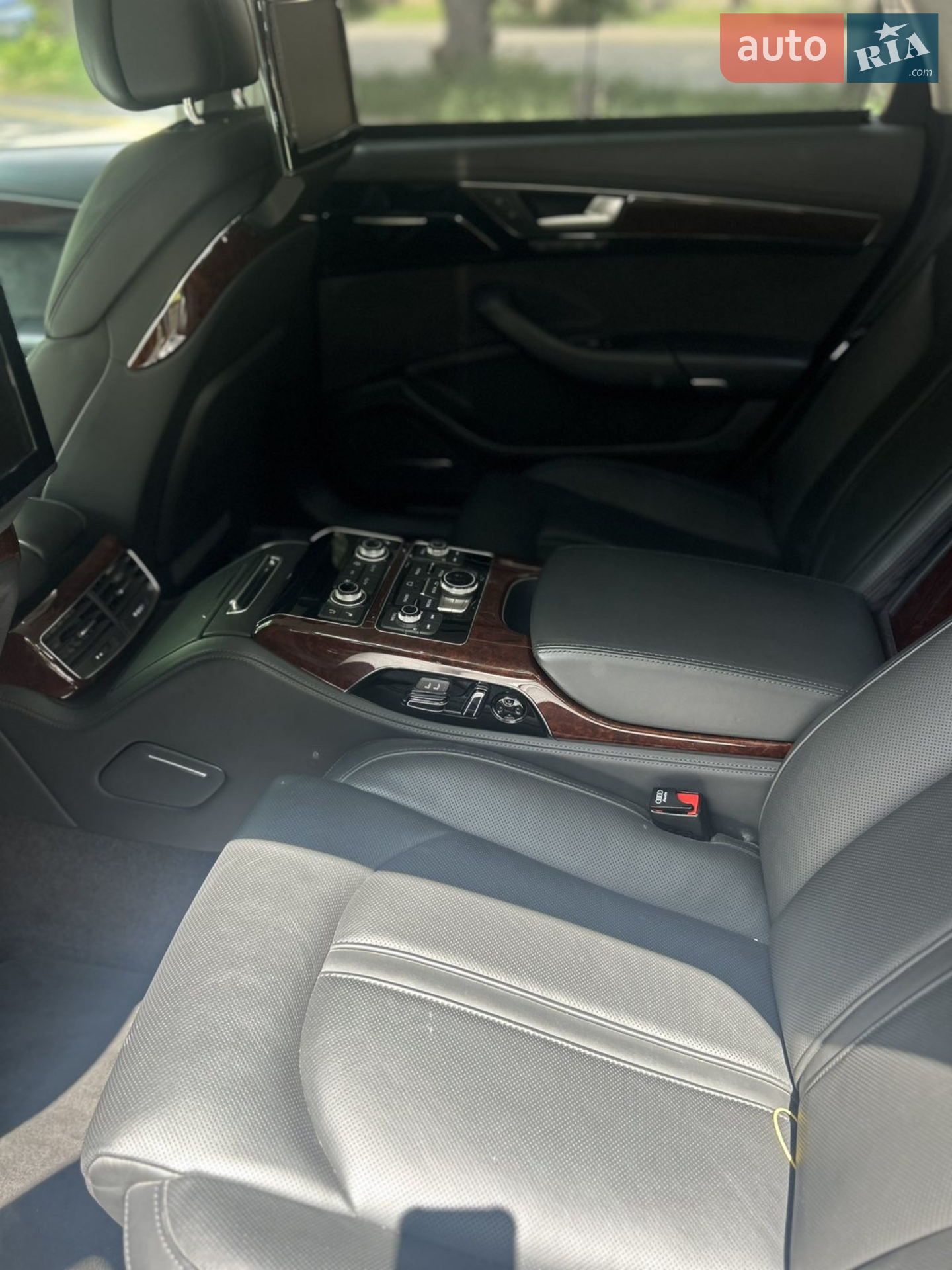 2013 Audi A8 - мініатюра 20