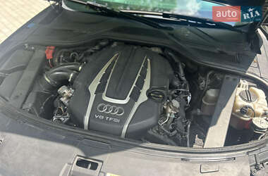 Седан Audi A8 2013 в Сокирянах