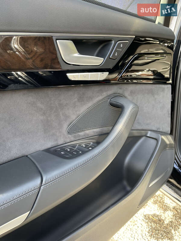 Седан Audi A8 2013 в Кропивницком фото 12 Седан Audi A8 2013 в Кропивницком