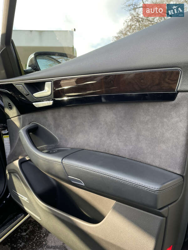 Седан Audi A8 2013 в Кропивницком фото 72 Седан Audi A8 2013 в Кропивницком