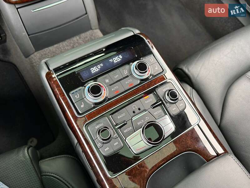 Седан Audi A8 2014 в Киеве фото 40 Седан Audi A8 2014 в Киеве