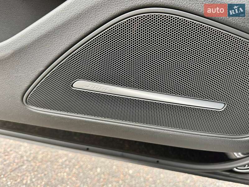 Седан Audi A8 2014 в Киеве фото 57 Седан Audi A8 2014 в Киеве
