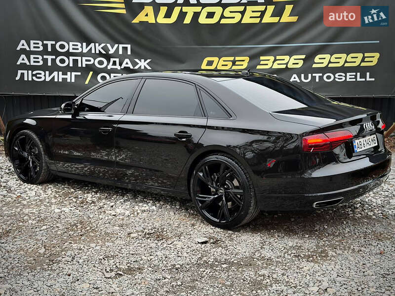 Седан Audi A8 2014 в Виннице