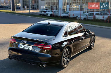 Седан Audi A8 2015 в Киеве