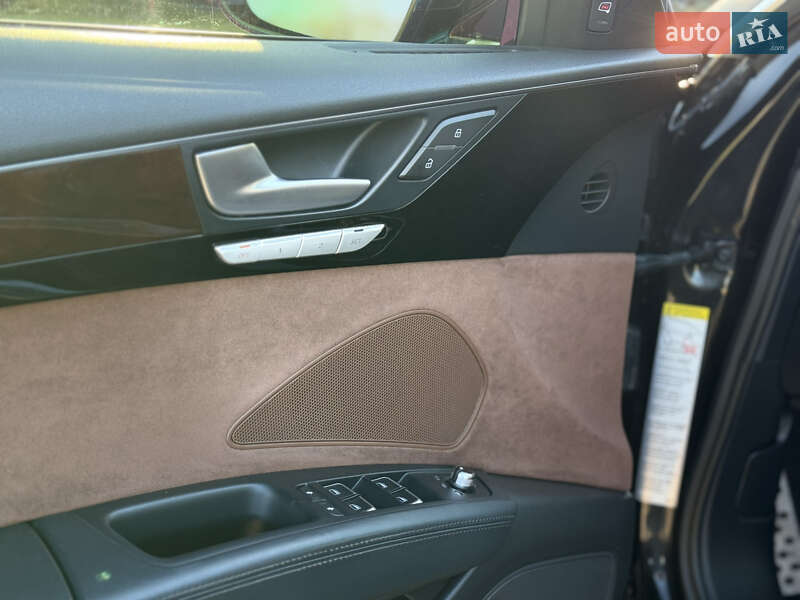 Седан Audi A8 2015 в Киеве фото 23 Седан Audi A8 2015 в Киеве
