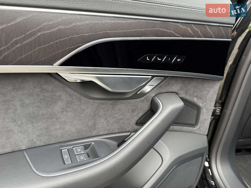 Седан Audi A8 2024 в Хмельницком